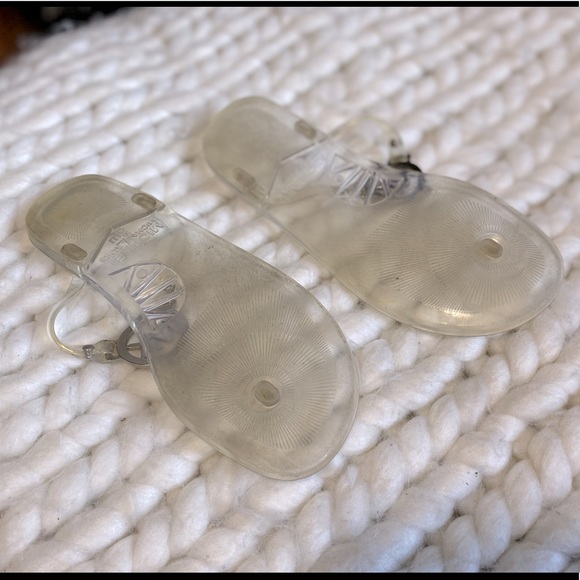 SOLD. MK Jelly flip flops - Picture 2 of 3